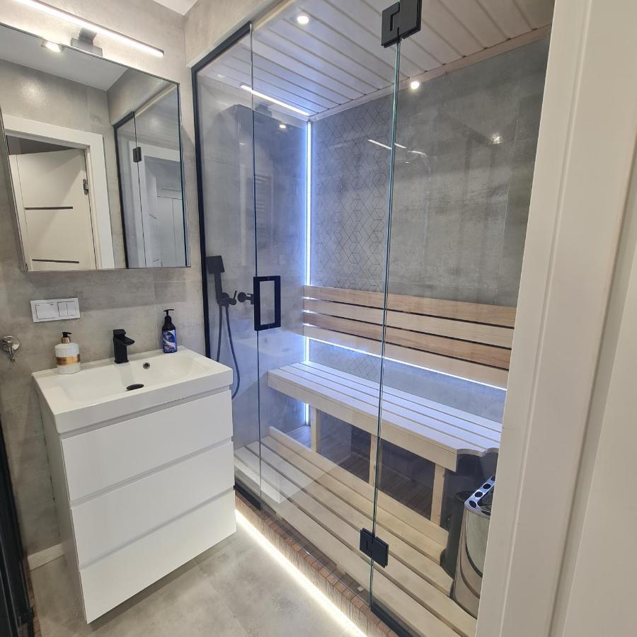 Apartment De Lux *